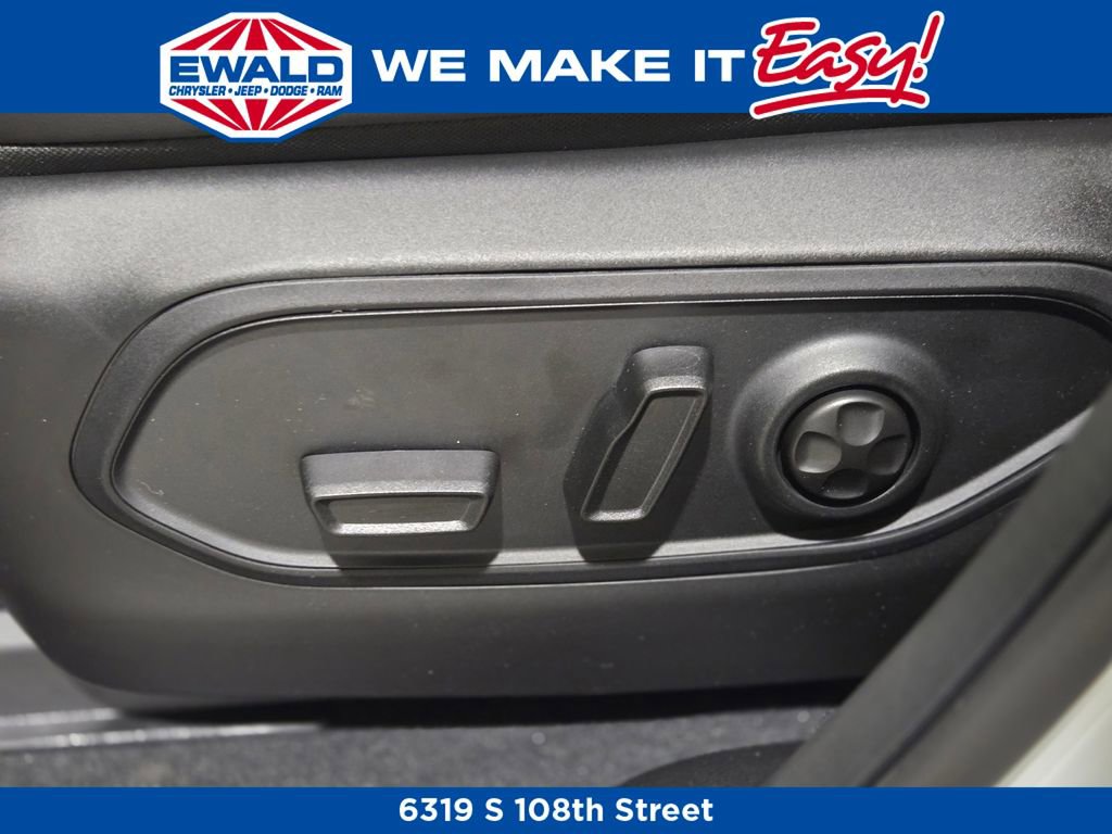 New 2025 Jeep Grand Cherokee Limited AWD/4WD image 30