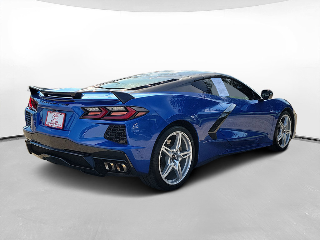 Used 2023 Chevrolet Corvette Stingray Coupe w/ Z51 Performance Package RWD image 4