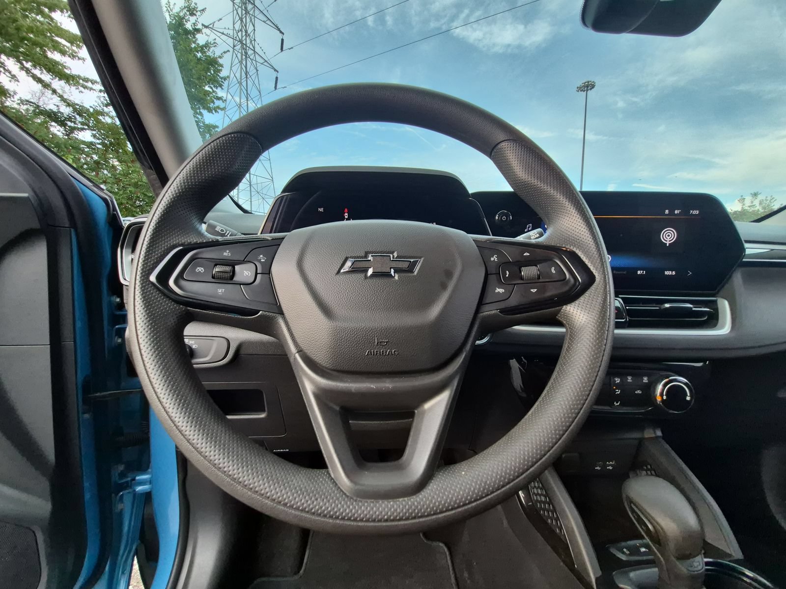 Used 2025 Chevrolet TrailBlazer LT AWD/4WD image 22