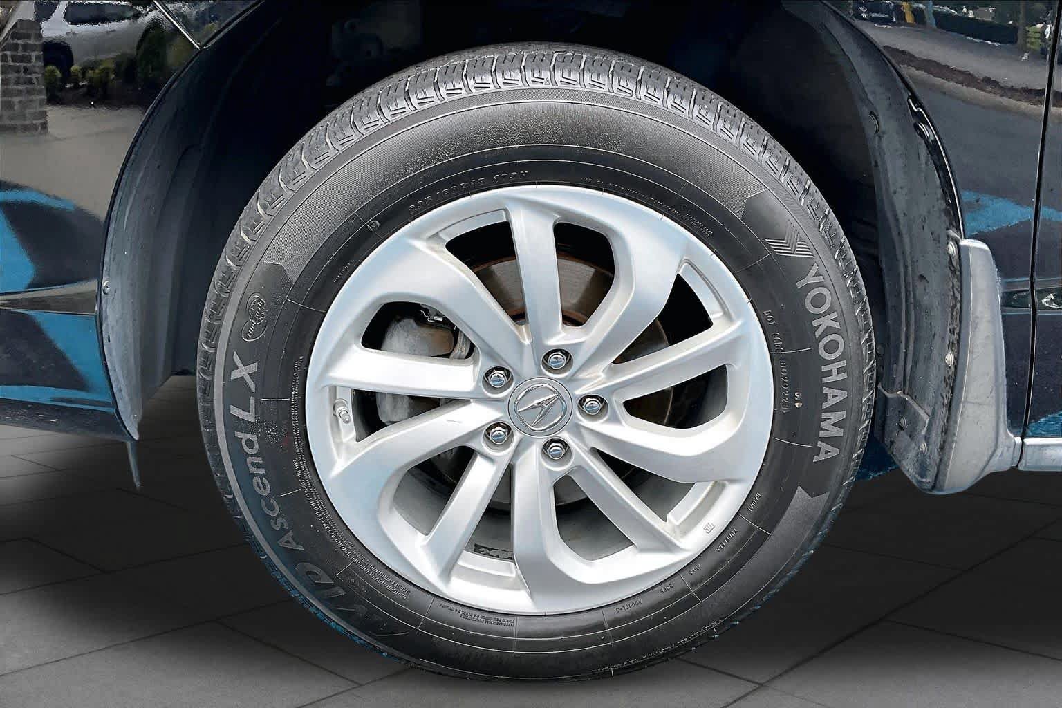 Used 2017 Acura RDX w/ Tech & AcuraWatch Plus Pack FWD image 11