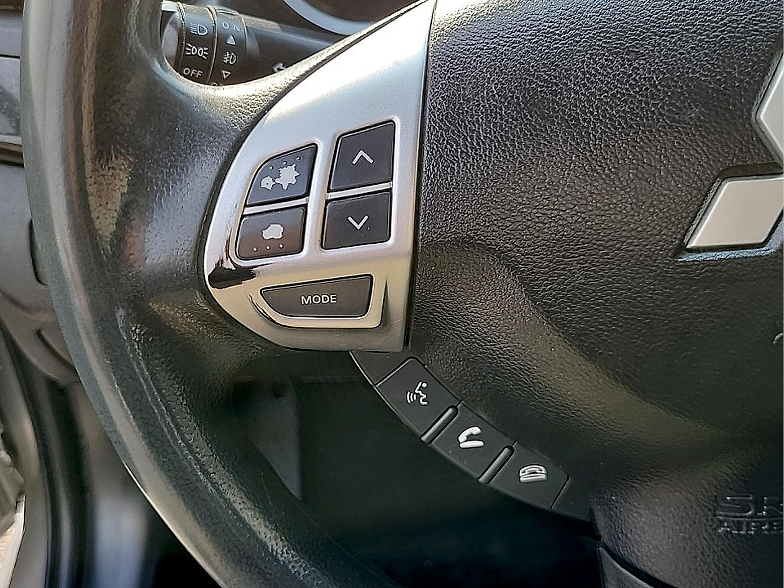 Used 2016 Mitsubishi Lancer ES AWD/4WD image 17