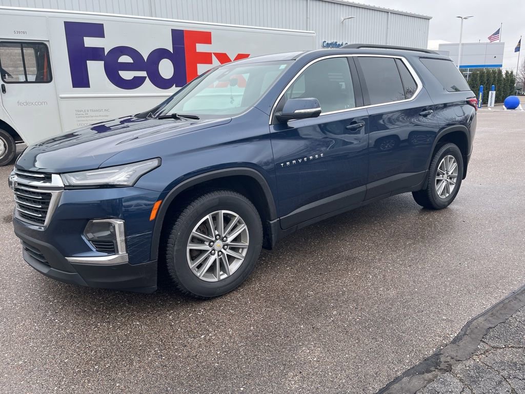 Used 2023 Chevrolet Traverse LT w/ LPO, Floor Liner Package AWD/4WD image 3