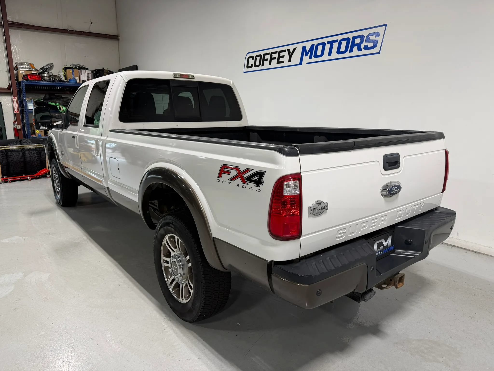 Used 2016 Ford F350 King Ranch AWD/4WD image 4