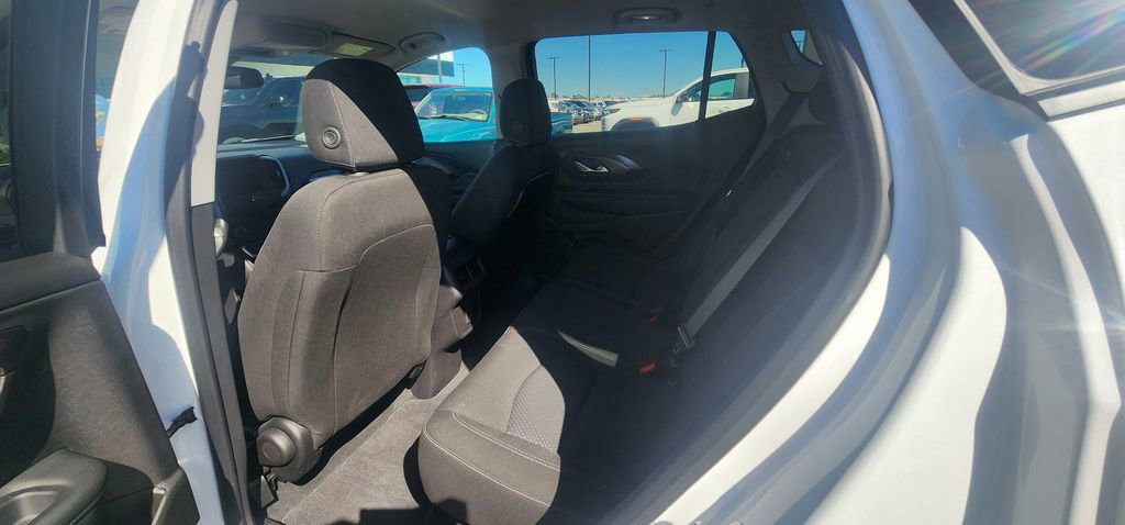 Used 2024 GMC Terrain SLE image 15