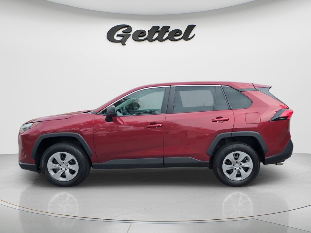 Used 2024 Toyota RAV4 LE image 2