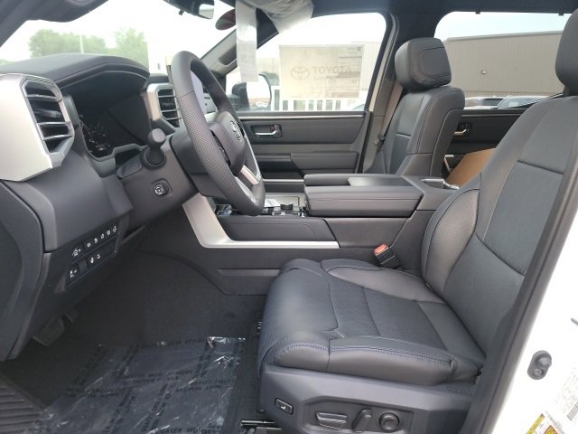 New 2025 Toyota Tundra Platinum image 11