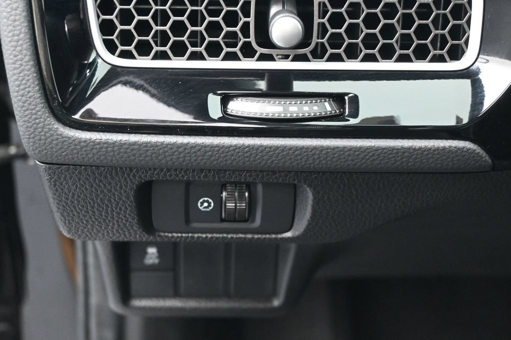 Used 2025 Honda Civic Sport image 16