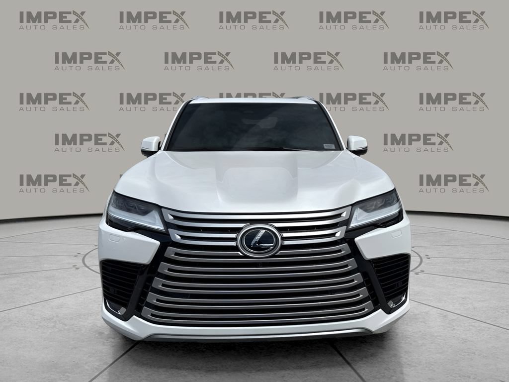 Used 2025 Lexus LX 600 4WD w/ Accessory Package (2T) image 8