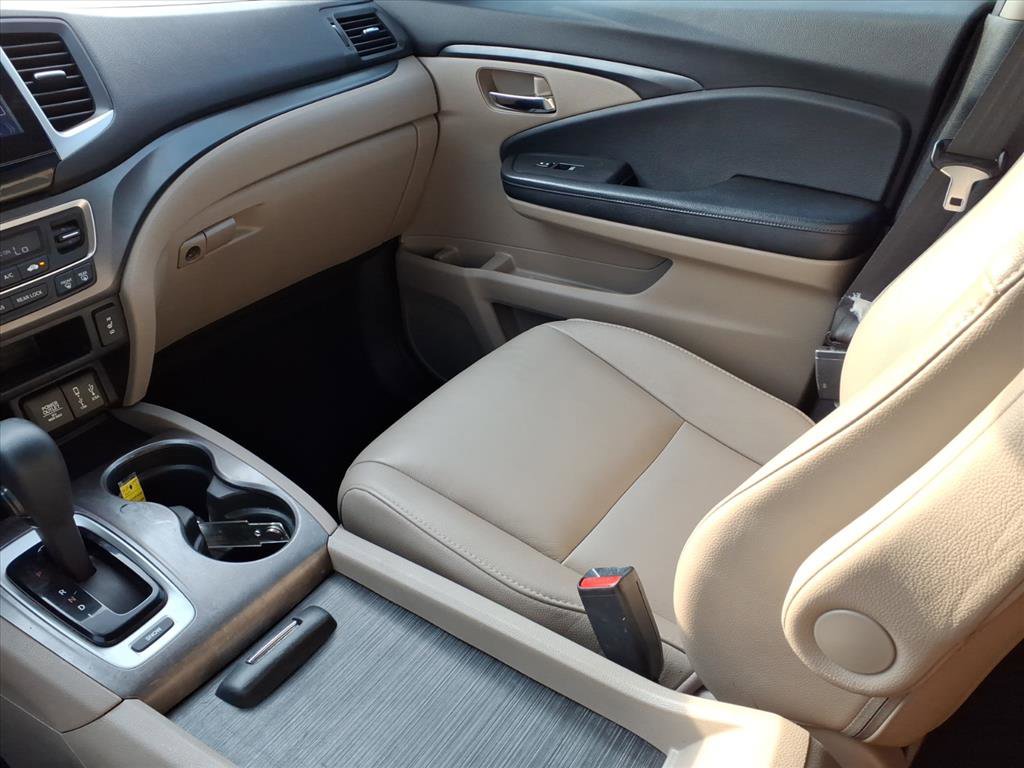Used 2017 Honda Pilot EX-L image 19
