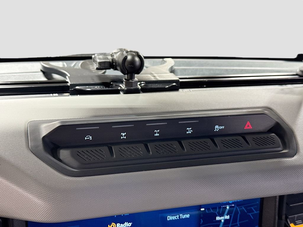 Used 2022 Ford Bronco Badlands image 34