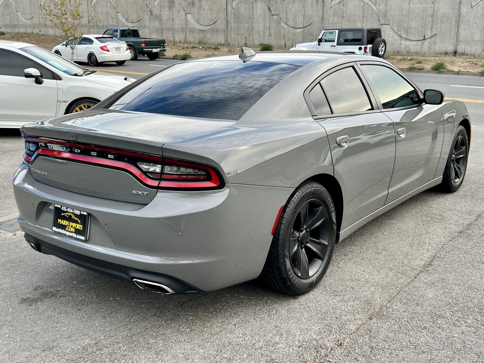 Used 2018 Dodge Charger SXT Plus RWD image 6