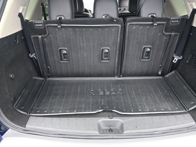 Used 2023 Nissan Pathfinder Platinum w/ Lighting Package (N93) image 22