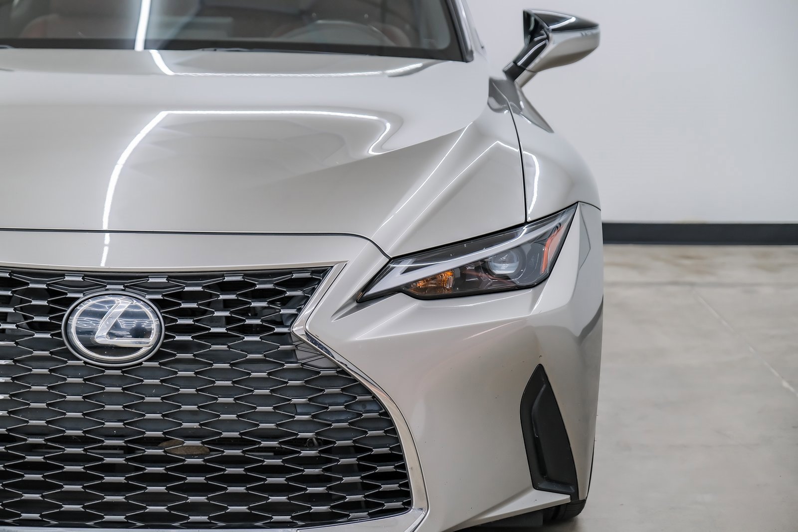Used 2022 Lexus IS 300 image 56