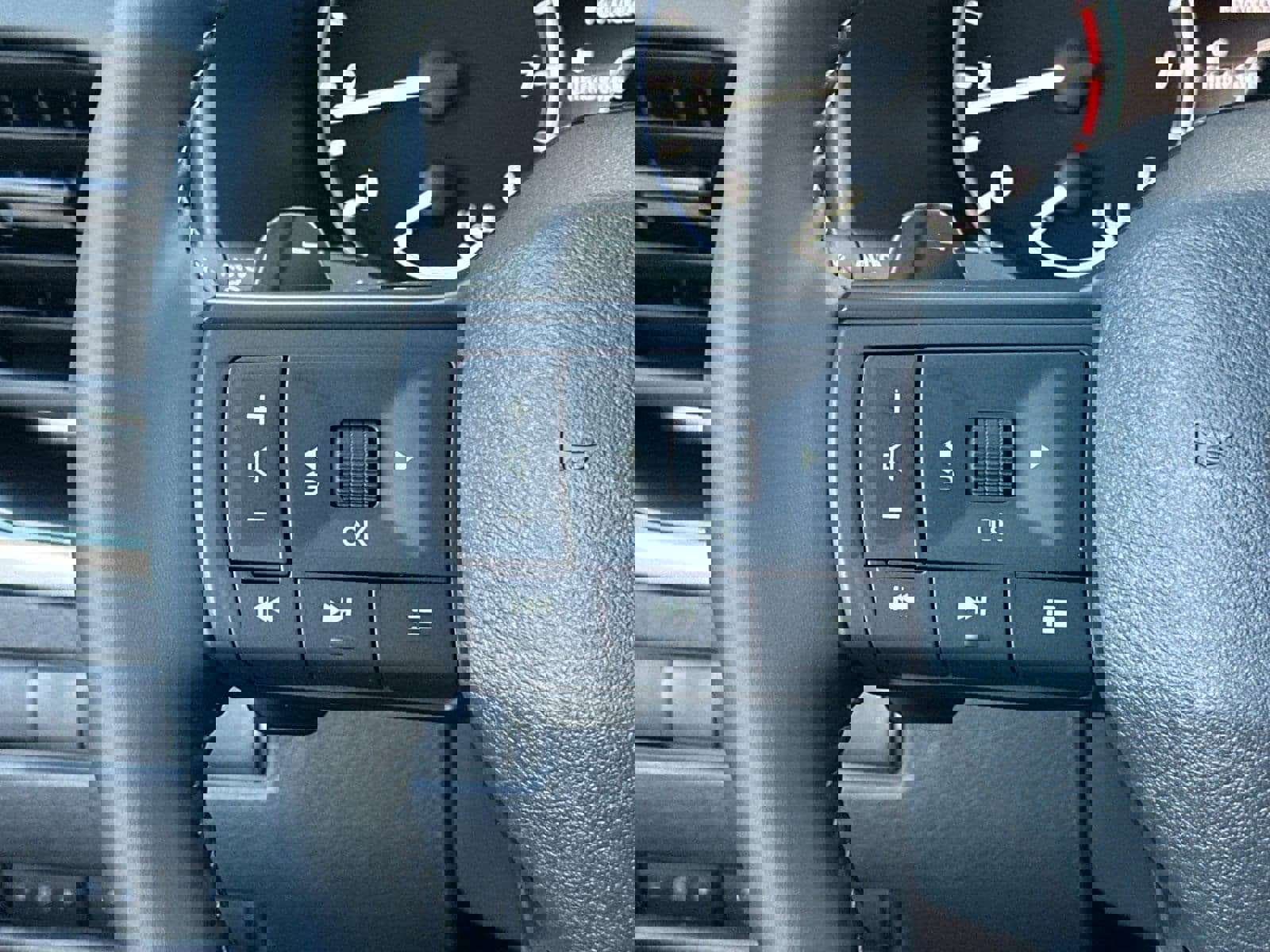 New 2026 Nissan Rogue SV image 25