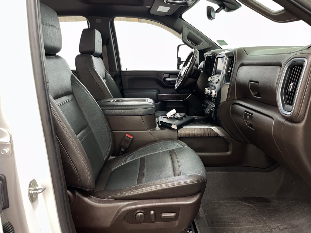 Used 2021 GMC Sierra 2500 Denali w/ Denali Ultimate Package AWD/4WD image 41