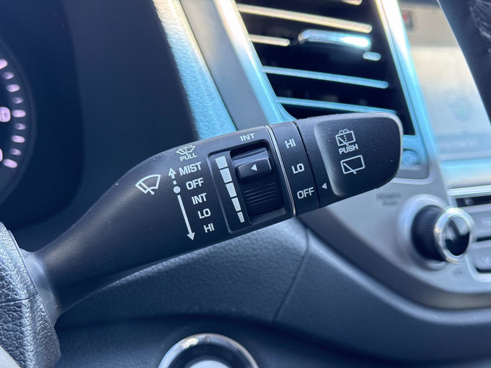 Used 2018 Hyundai Tucson SEL Plus image 12