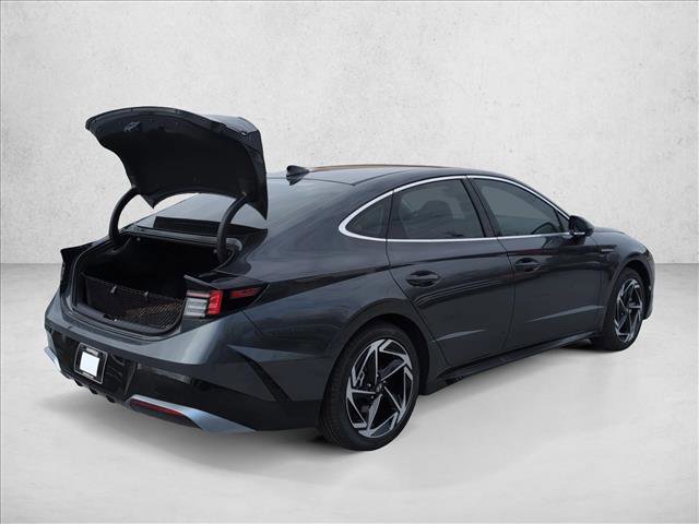New 2026 Hyundai Sonata SEL image 2