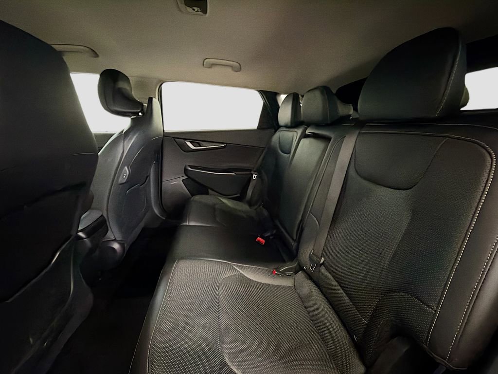 Used 2022 Kia EV6 Wind image 26