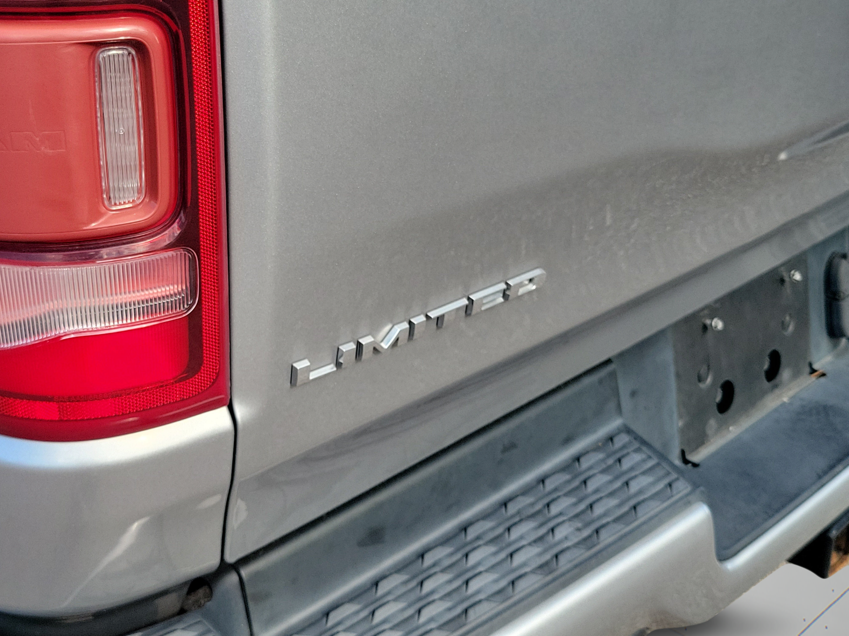 Used 2020 RAM 1500 Limited AWD/4WD image 31