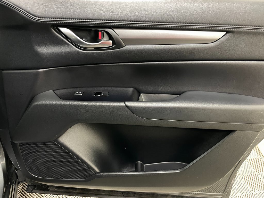 Used 2021 MAZDA CX-5 Touring image 36