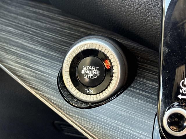 Used 2024 Jeep Wagoneer L Series II w/ Flexible Seating Group image 25