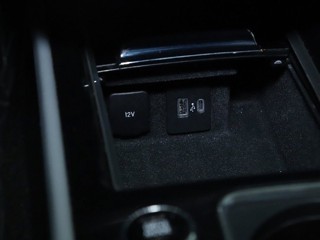 Used 2022 Lincoln Corsair AWD w/ Equipment Group 101A image 25