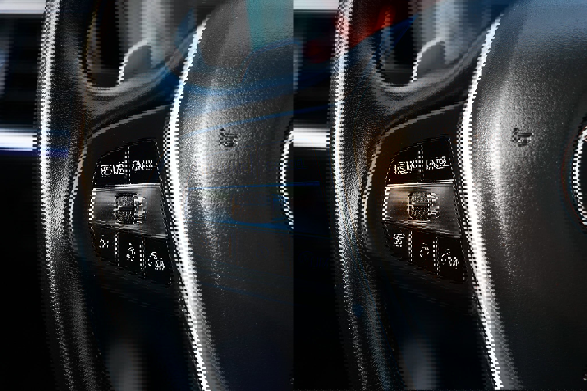 Used 2021 BMW 330i Sedan w/ Premium Package image 31