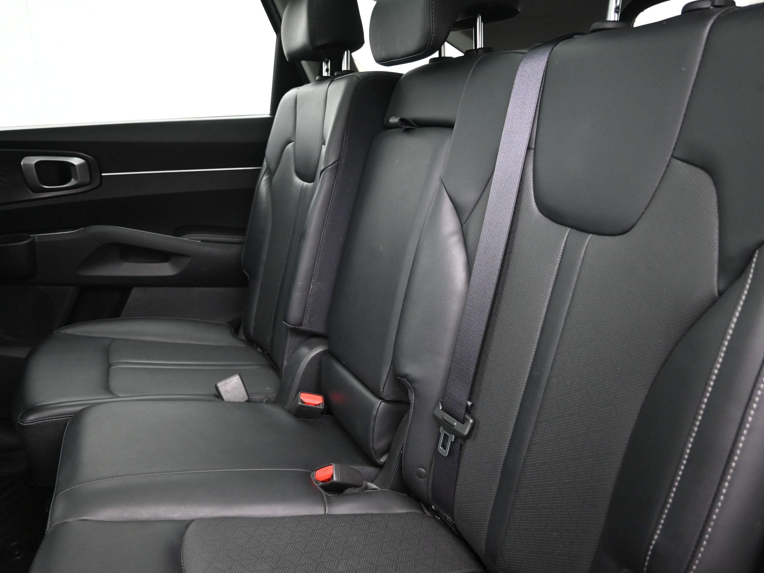 Used 2021 Kia Sorento S w/ Panoramic Sunroof Package AWD/4WD image 22