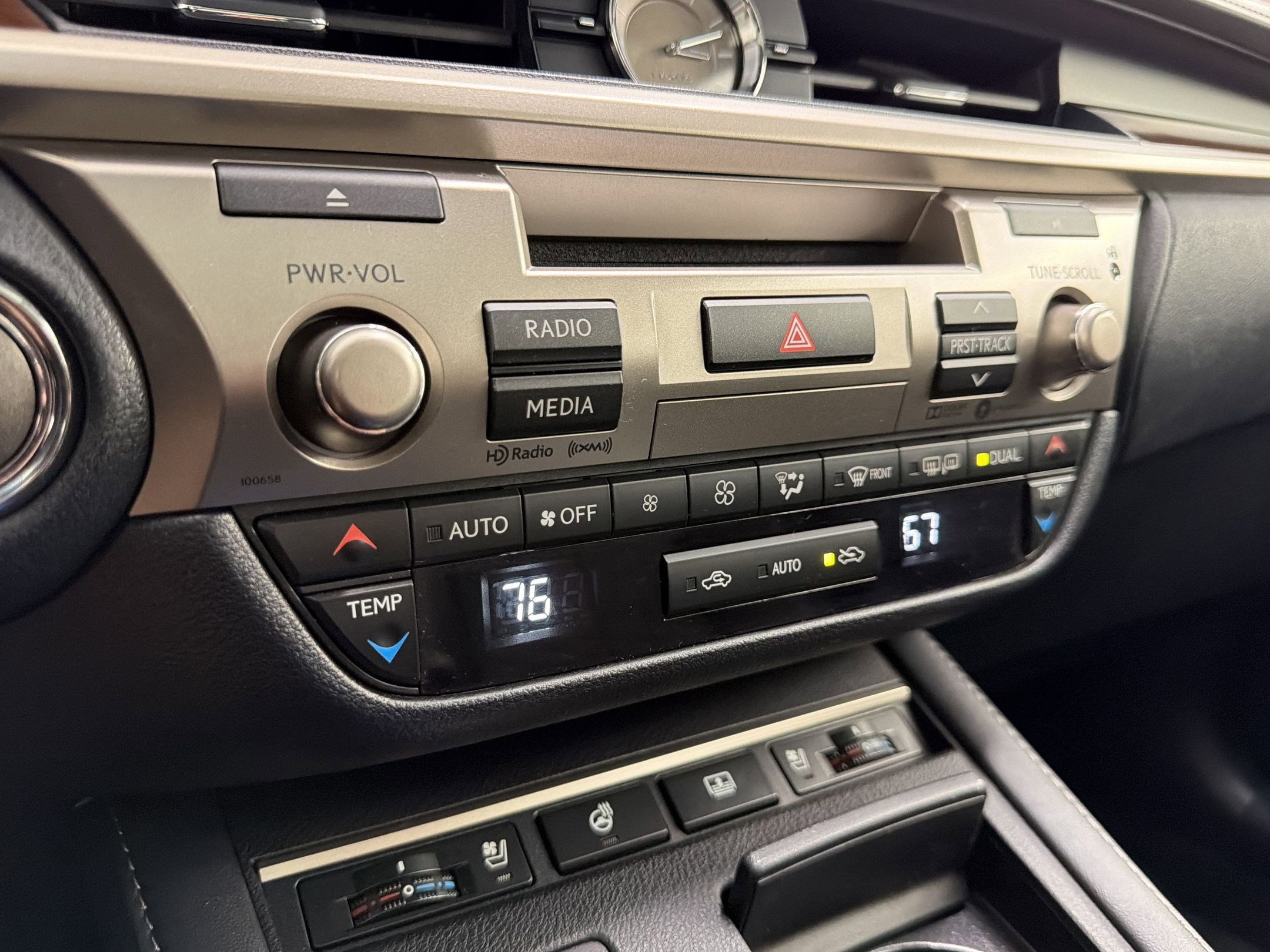 Used 2017 Lexus ES 350 FWD image 19