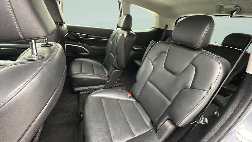 Used 2025 Kia Telluride S AWD/4WD image 11