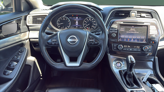 Used 2023 Nissan Maxima SV w/ Floor Mat Group FWD image 20