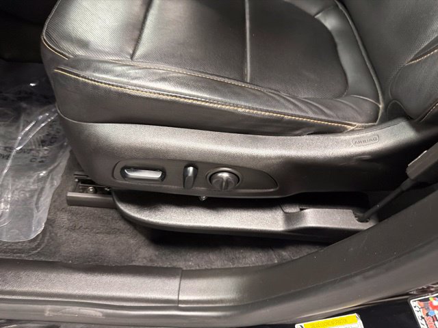 Used 2019 Chevrolet Traverse Premier w/ Driver Confidence II Package FWD image 20
