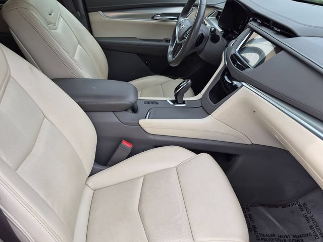 Certified 2018 Cadillac XT5 Luxury w/ Driver Awareness Package AWD/4WD image 26