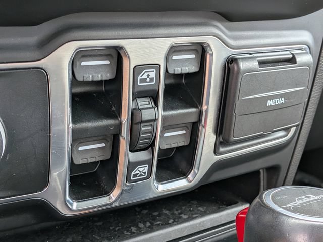 Used 2023 Jeep Gladiator Overland AWD/4WD image 32