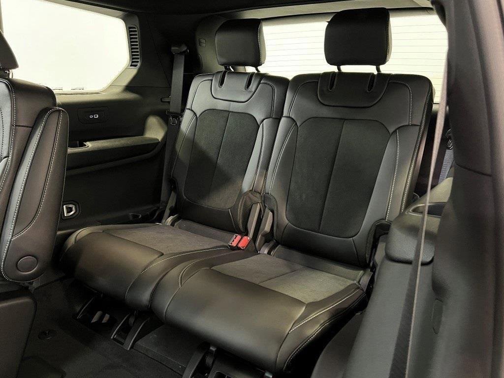 New 2025 Jeep Grand Cherokee L Altitude image 12