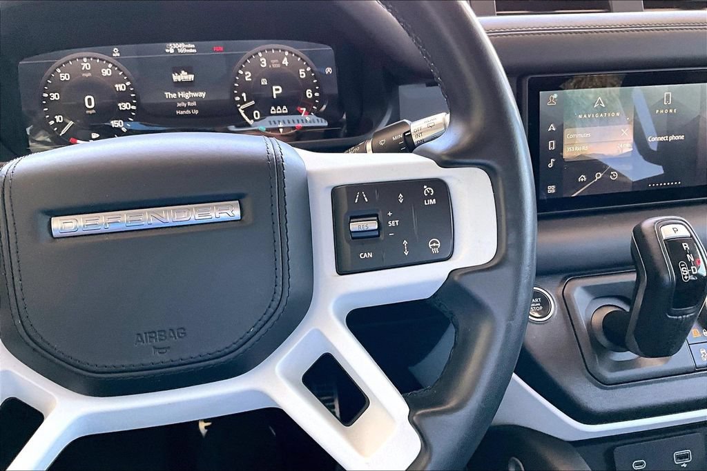 Used 2020 Land Rover Defender 110 First Edition AWD/4WD image 8