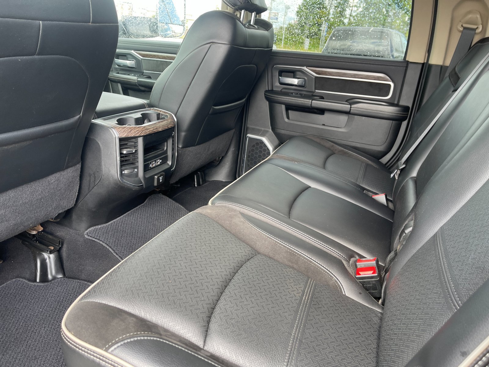 Used 2020 RAM 2500 Laramie AWD/4WD image 13