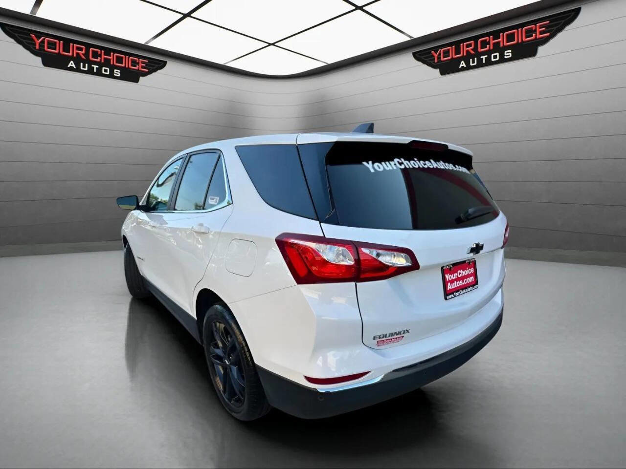 Used 2021 Chevrolet Equinox LT image 3