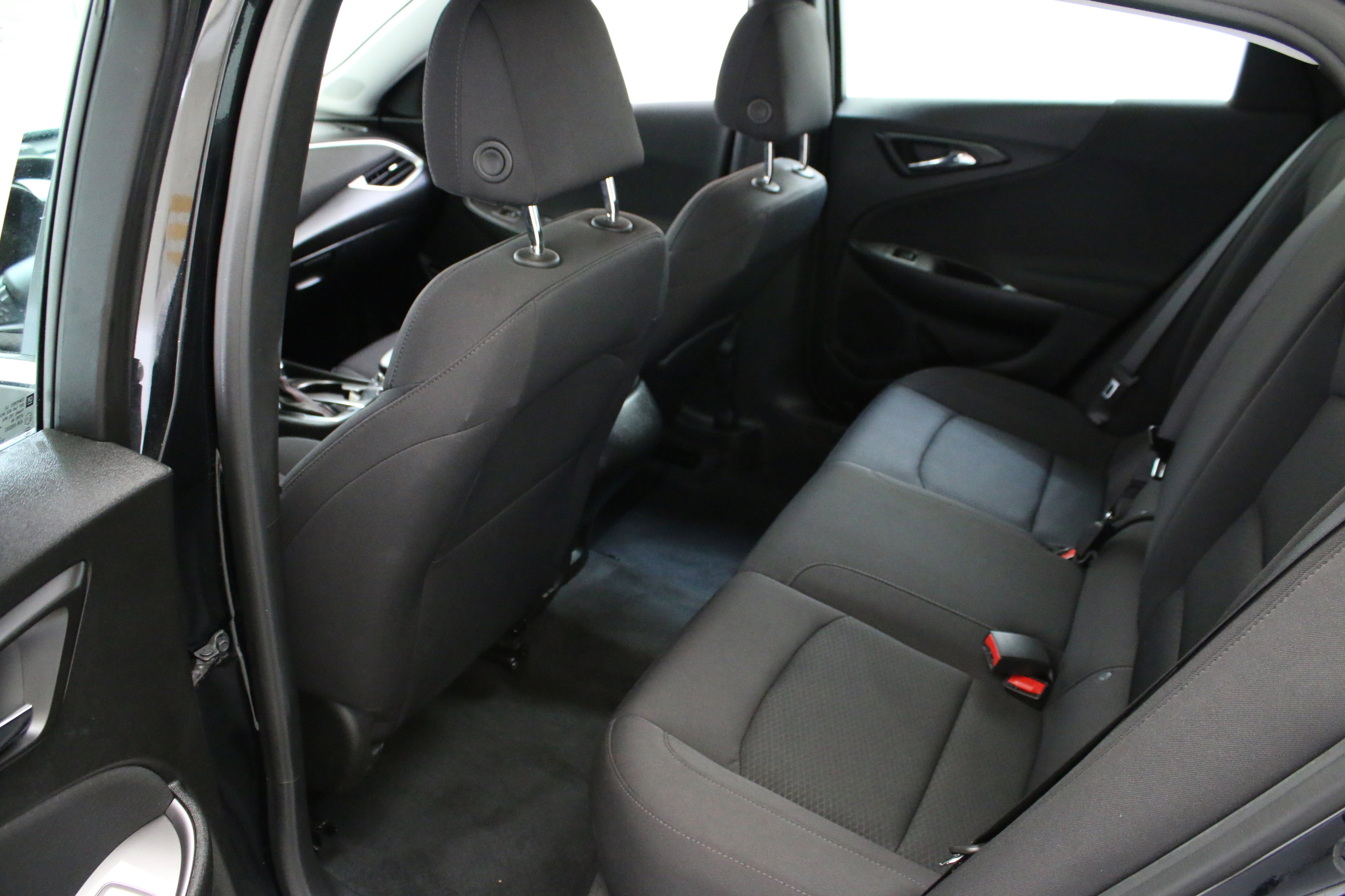 Used 2023 Chevrolet Malibu RS image 24