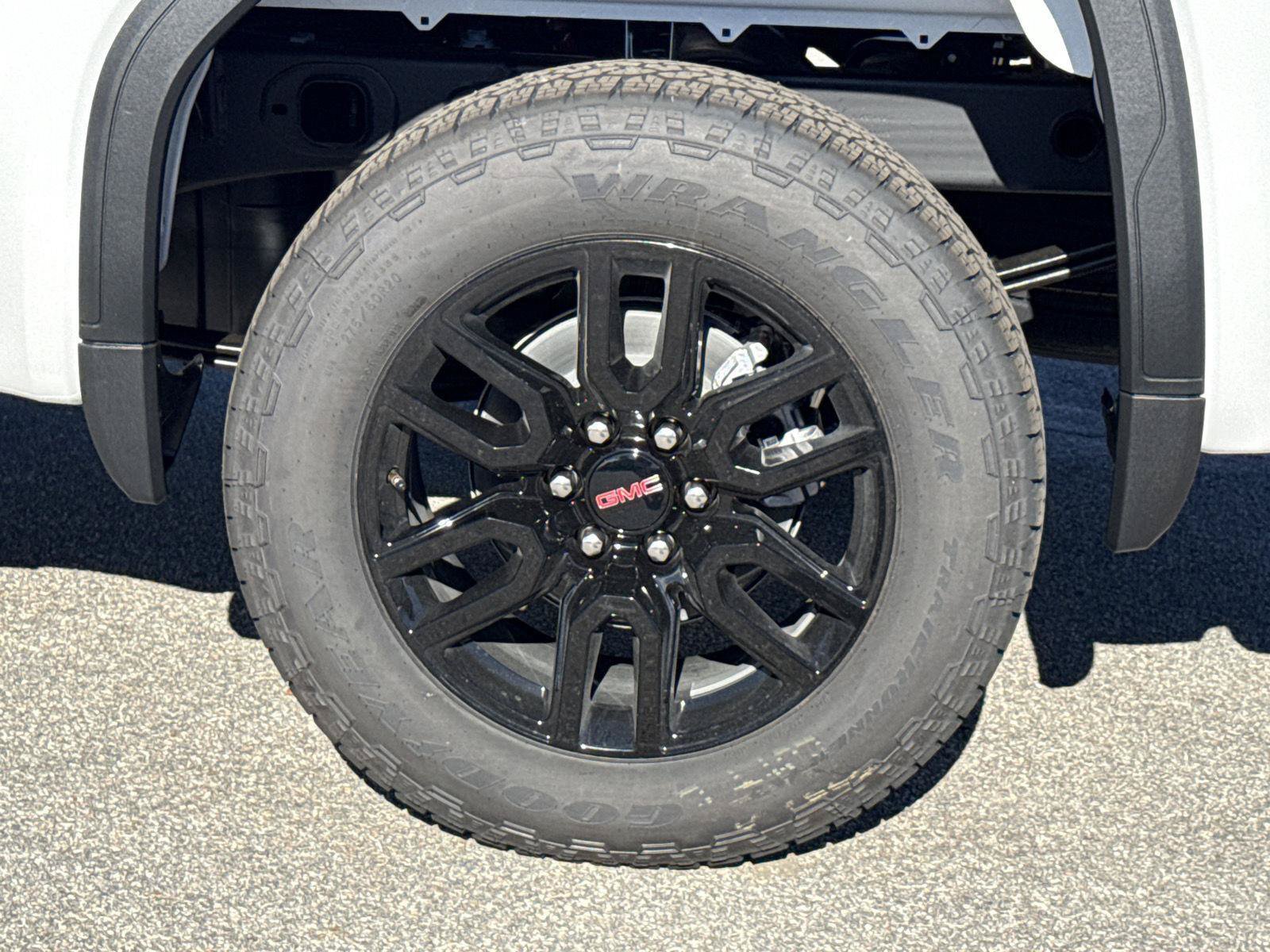 New 2026 GMC Sierra 1500 Pro w/ Graphite Edition AWD/4WD image 12