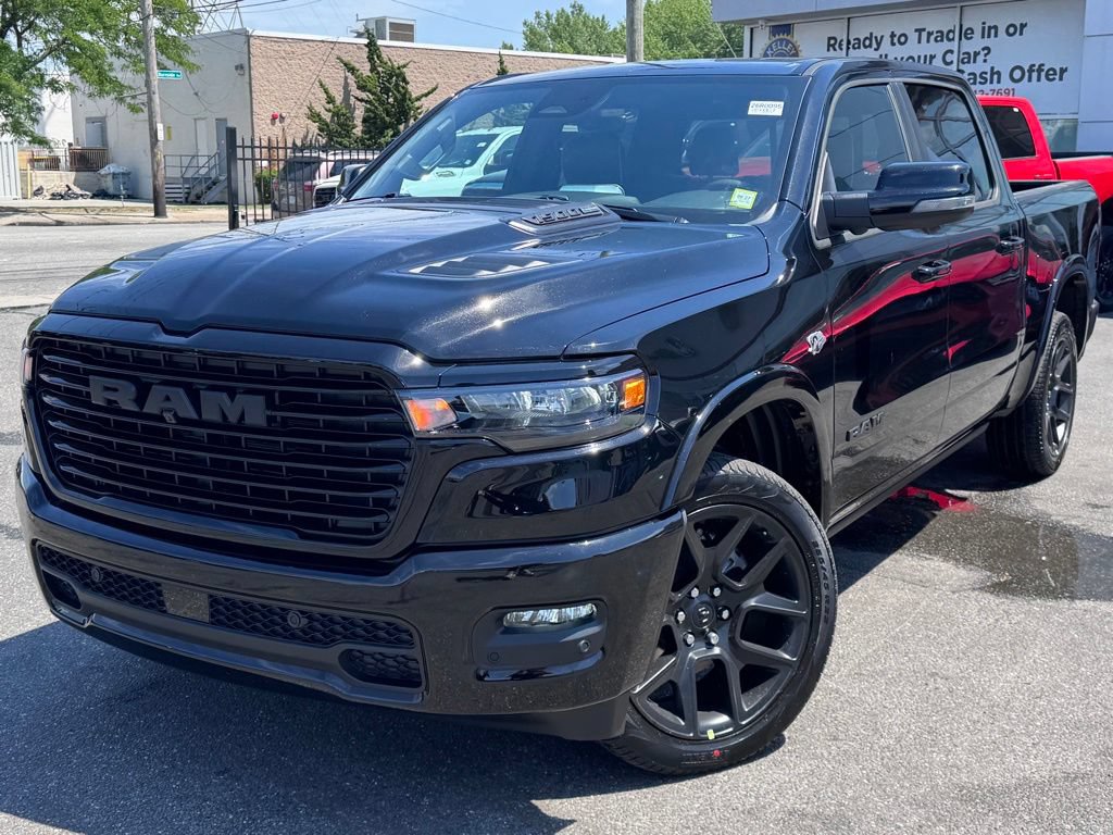 New 2026 RAM 1500 Laramie AWD/4WD image 3