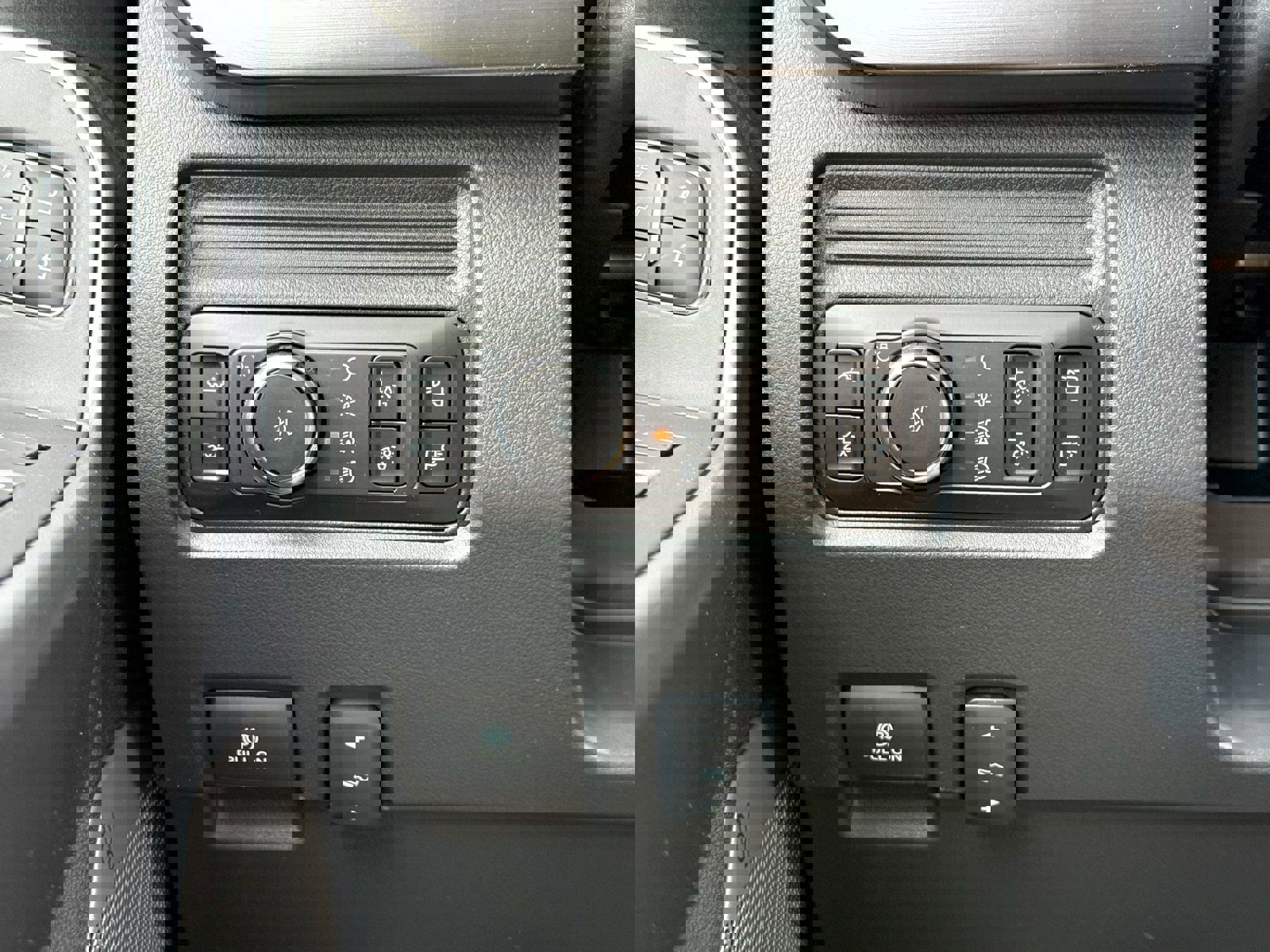 New 2026 Ford F350 Lariat w/ Black Appearance Package image 54