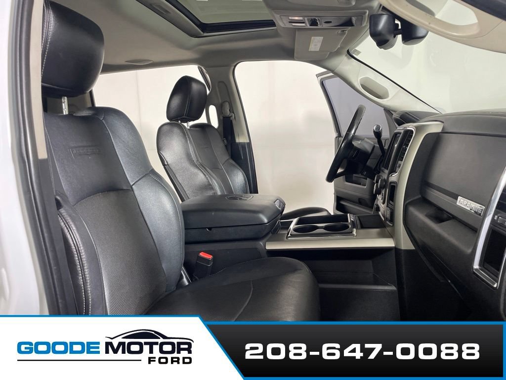 Used 2014 RAM 3500 Laramie w/ Convenience Group AWD/4WD image 24