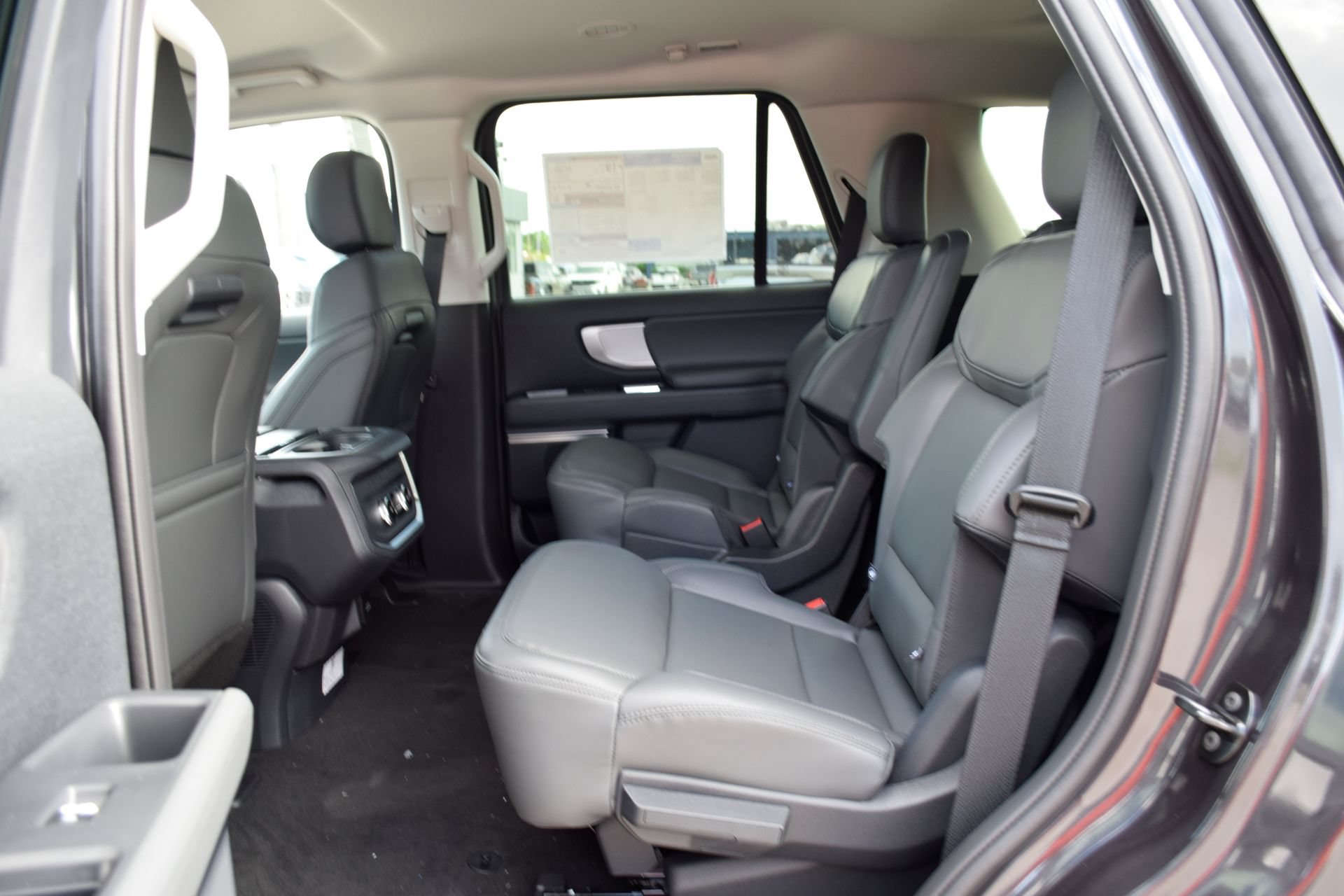 New 2026 Ford Expedition Active RWD image 18