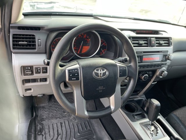 Used 2010 Toyota 4Runner SR5 image 27