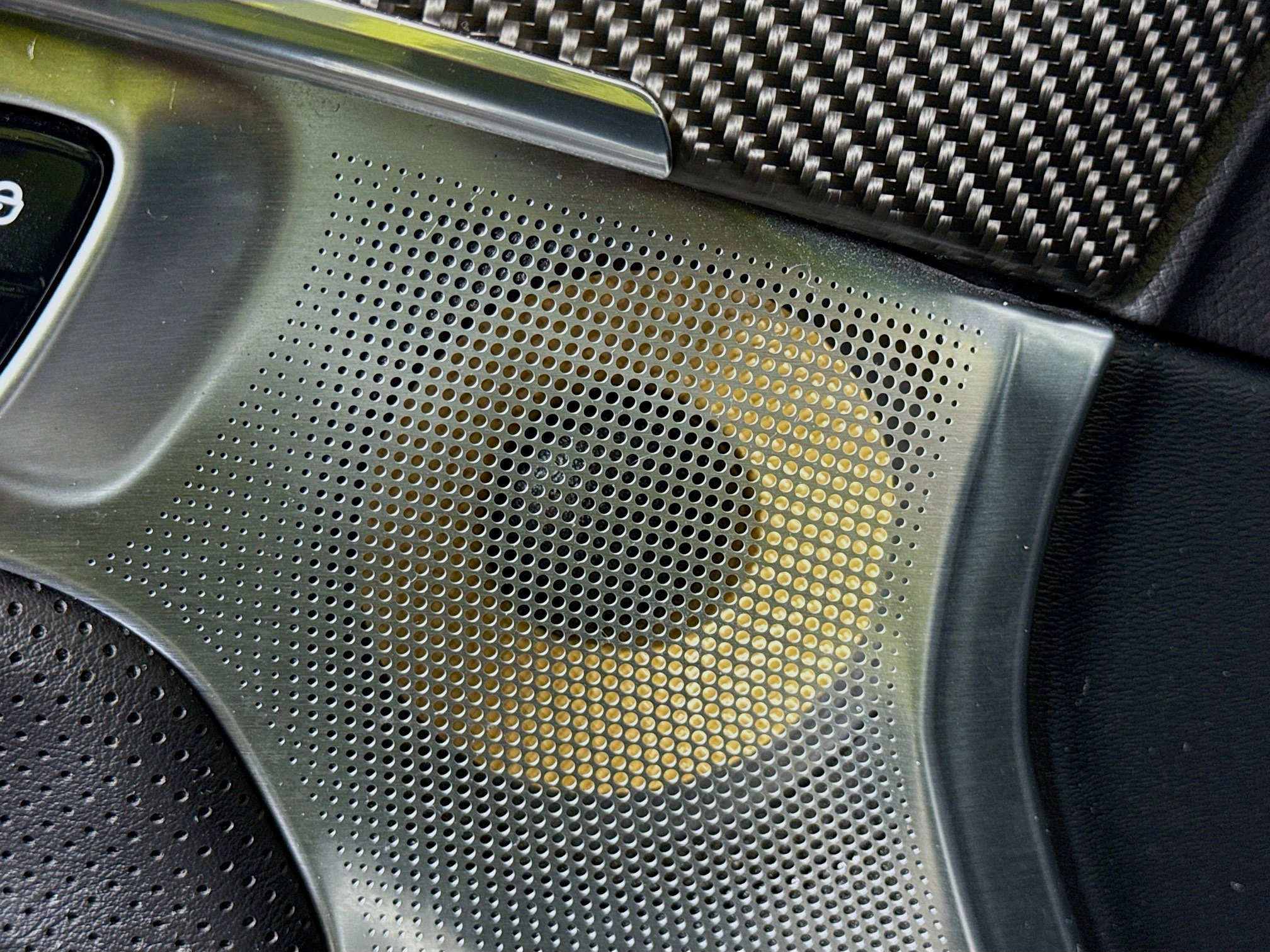 Used 2017 Volvo XC90 T8 R-Design w/ Vision Package image 20