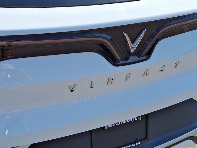 Used 2023 VinFast VF 8 Eco image 32