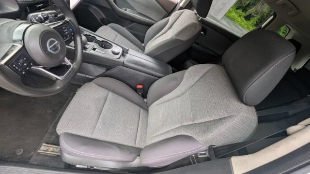 Used 2021 Nissan Rogue SV AWD/4WD image 15