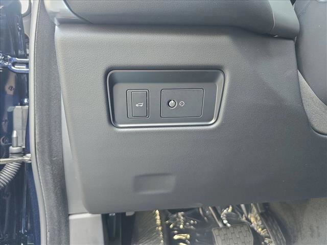 New 2026 Jaguar F-PACE R-Dynamic S image 22