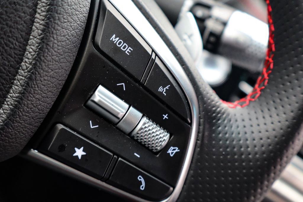 Used 2025 Genesis G70 2.5T w/ Sport Prestige Package image 24